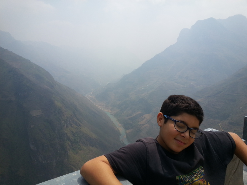 Ma Pi Leng mountain pass