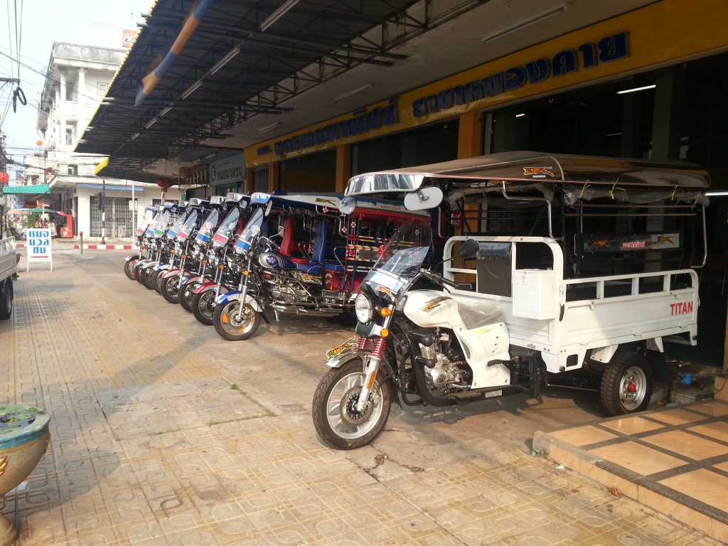 Tuktuk shop in Nong Khai (and we always thought they were somehow improvised by the local mechanic)