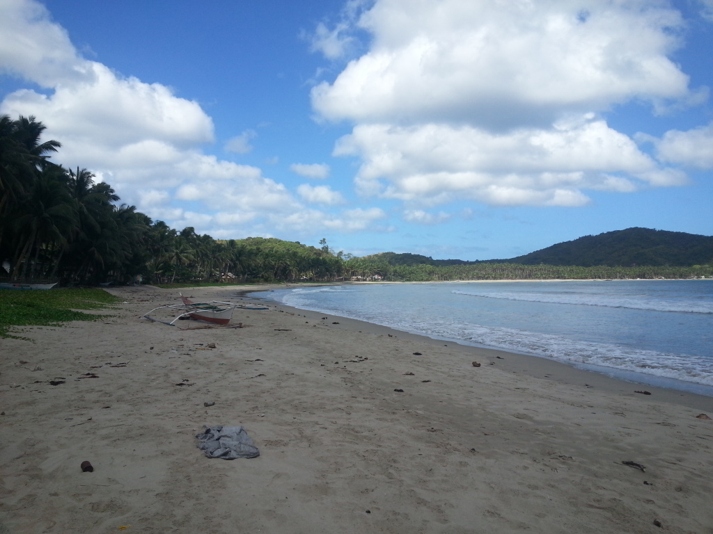 The beach of Bucana village, 50 minutes from El Nido town